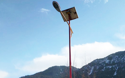 如何选择高质量的临夏县太阳能路灯材料：全方位指南